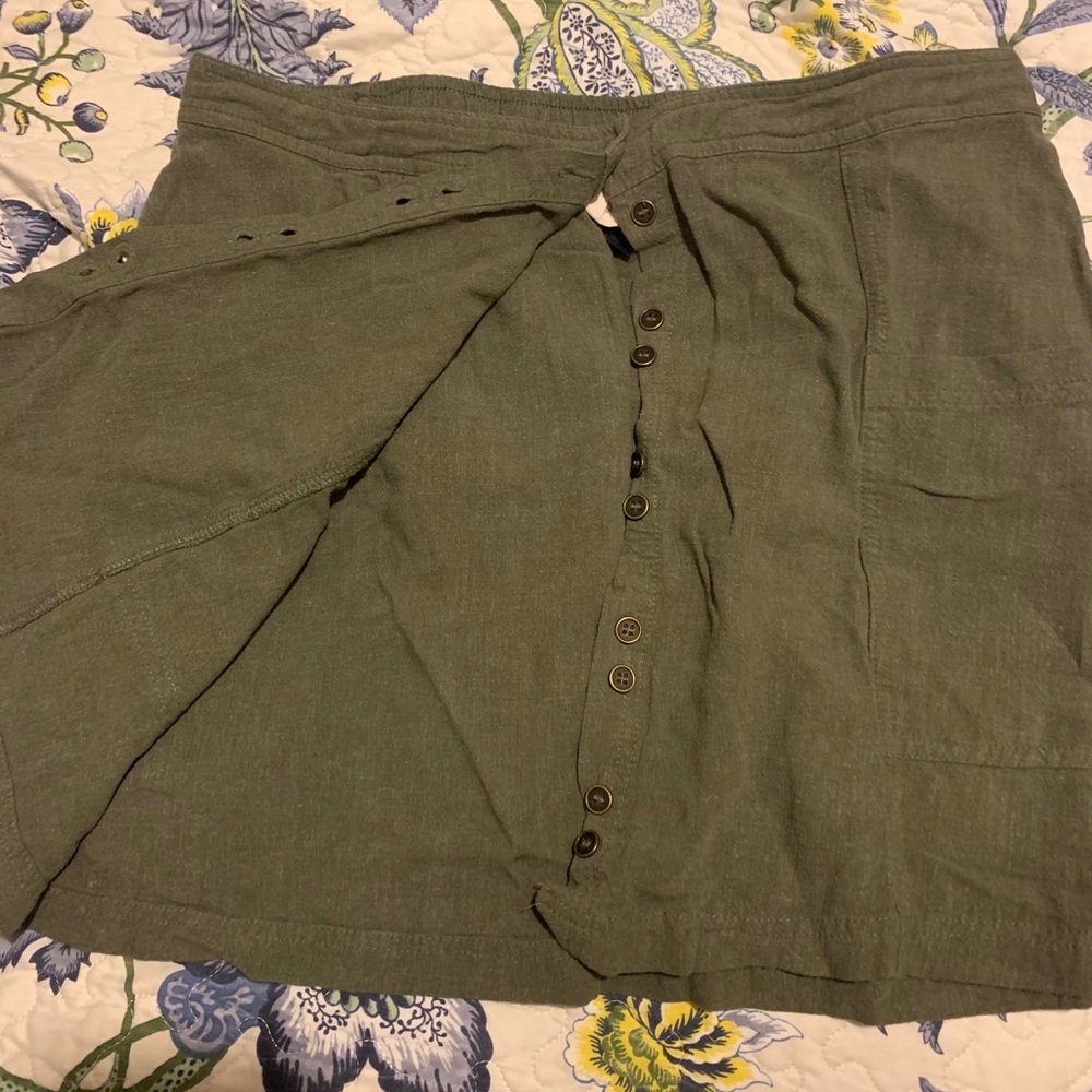 Front button skirt - Picture 2 of 5